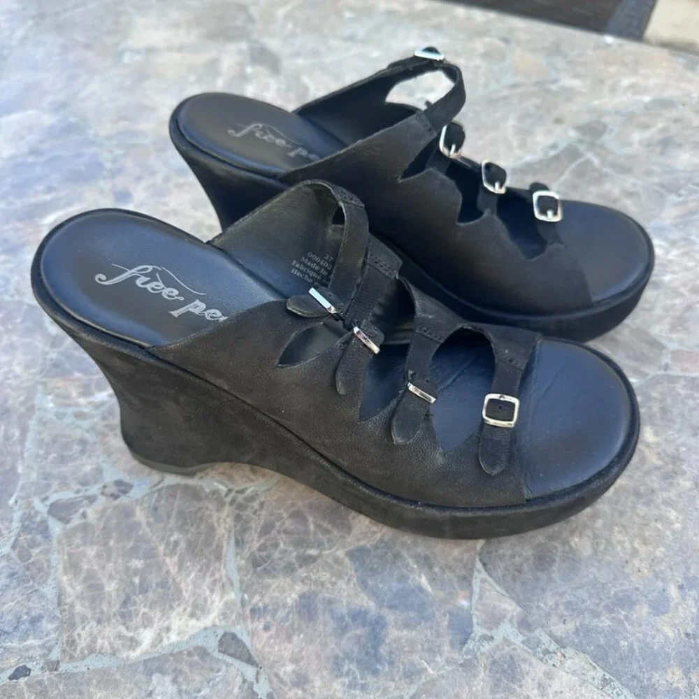 Free People Huffman Buckle Wedge Heels Goth Edgy Y2K - 6.5 / 37 - Picture 3 of 8